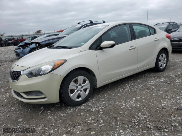 2015 Kia Forte LX with VIN KNAFK4A67F5323632, listed as a Copart auction lot 54090755 with 112,782 mi miles and Clean Title. Bid and sale history available at carsss.com. Image 1.
