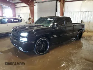 2003 Chevrolet Silverado SS z VIN 2GCEK19N631405423, wystawiony jako Copart lot #56206355 z przebiegiem 171 455 mil mil oraz Tytuł czysty. Historia ofert i sprzedaży dostępna na DreamBid. Obrazek 1.