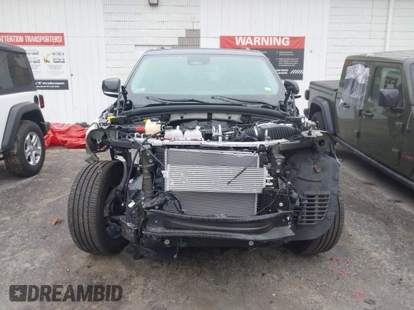 2023 Jeep Grand Cherokee z VIN 1C4RJYB69PC582211, wystawiony jako IAAI lot #40186115 z przebiegiem 3 119 mil mil oraz . Historia ofert i sprzedaży dostępna na DreamBid. Obrazek 13.