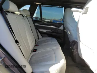2017 BMW X5 M z VIN 5YMKT6C37H0U39093, wystawiony jako Copart lot #39299614 z przebiegiem 126 868 mil mil oraz . Historia ofert i sprzedaży dostępna na DreamBid. Obrazek 10.