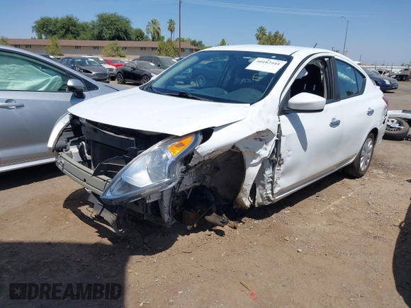 2018 Nissan Versa SV with VIN 3N1CN7AP5JL827146, listed as a IAAI auction lot 40182941 with 85,984 mi miles. Bid and sale history available at carsss.com. Image 2.