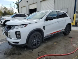 2024 Mitsubishi Outlander S z VIN JA4ARUAU8RU018457, wystawiony jako Copart lot #42046775 z przebiegiem 3 140 mil mil oraz Szkoda całkowita • Salvage title. Historia ofert i sprzedaży dostępna na DreamBid. Obrazek 1.