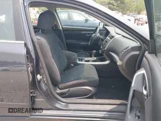 2015 Nissan Altima 2.5 z VIN 1N4AL3AP8FN307491, wystawiony jako IAAI lot #42420571 z przebiegiem 181 000 mil mil oraz . Historia ofert i sprzedaży dostępna na DreamBid. Obrazek 5.