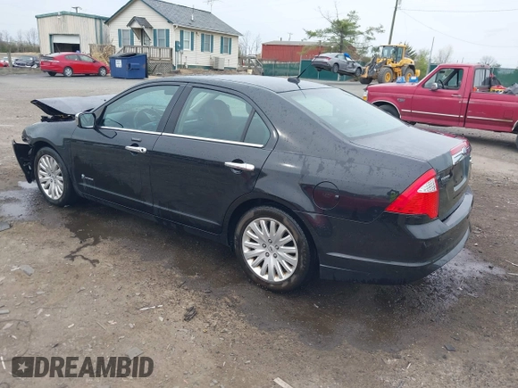 2010 Ford Fusion Hybrid with VIN 3FADP0L38AR263525, listed as a IAAI auction lot 41952084 with 112,681 mi miles. Bid and sale history available at carsss.com. Image 3.