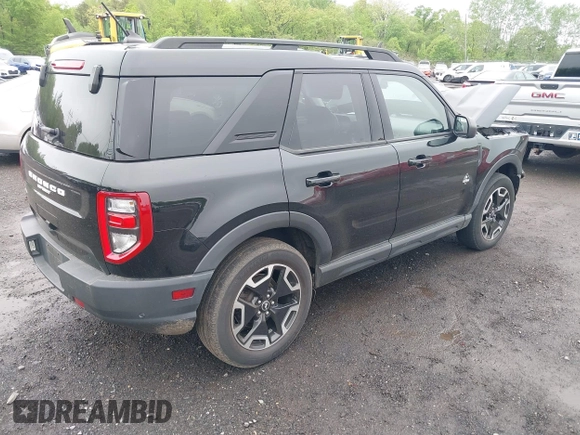 2021 Ford Bronco Sport Outer Banks with VIN 3FMCR9C62MRB34114, listed as a IAAI auction lot 42202200 with 51,854 mi miles and . Bid and sale history available at DreamBid. Image 4.