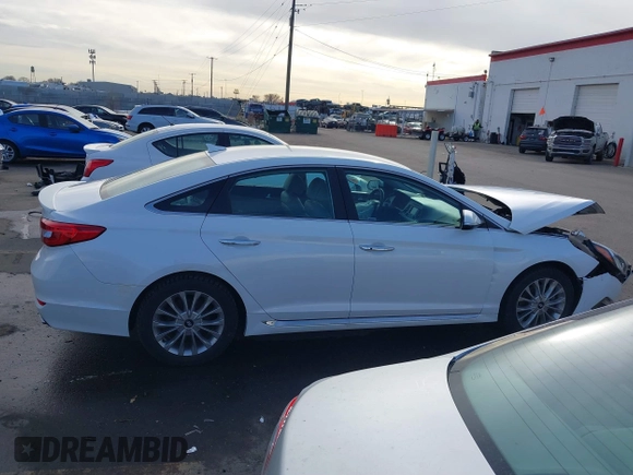 2015 Hyundai Sonata 2.4L Sport with VIN 5NPE34AF3FH035408, listed as a IAAI auction lot 41131154 with 107,308 mi miles. Bid and sale history available at carsss.com. Image 13.