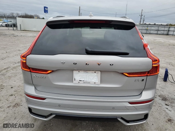 2024 Volvo XC60 Plus Dark Theme with VIN YV4L12RL4R1889456, listed as a Copart auction lot 81356774 with 10,105 mi miles and Clean Title. Bid and sale history available at carsss.com. Image 6.