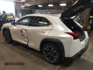 2021 Lexus UX 250h z VIN JTHP9JBH7M2051534, wystawiony jako IAAI lot #41624505 z przebiegiem 29 569 mil mil oraz . Historia ofert i sprzedaży dostępna na DreamBid. Obrazek 3.