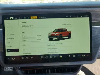 2024 Rivian R1T Adventure z VIN 7FCTGCAA3RN030346, wystawiony jako Copart lot #49440515 z przebiegiem 12 772 mil mil oraz Szkoda całkowita • Salvage title. Historia ofert i sprzedaży dostępna na DreamBid. Obrazek 9.