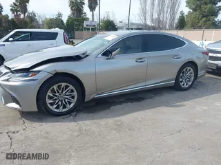 2018 Lexus LS with VIN JTHB51FF5J5005192, listed as a IAAI auction lot 41601540 with 44042 miles. Bid and sale history available at carsss.com. Image 17.
