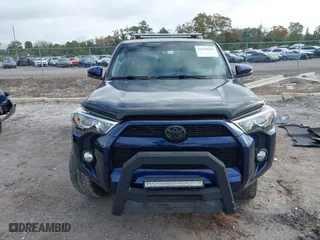 2019 Toyota 4Runner SR5 with VIN JTEZU5JR3K5200409, listed as a IAAI auction lot 41154305 with 64,935 mi miles. Bid and sale history available at carsss.com. Image 12.