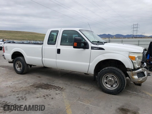 2015 Ford F-250 XLT with VIN 1FT7X2B65FEB71328, listed as a Copart auction lot 51834695 with 181,224 mi miles and Salvage title. Bid and sale history available at DreamBid. Image 4.