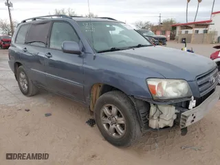 2007 Toyota Highlander with VIN JTEHP21A570190188, listed as a IAAI auction lot 41665640 with 328,585 mi miles. Bid and sale history available at carsss.com. Image 1.