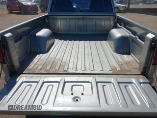 2000 GMC Sonoma SLS w/1SE Pkg with VIN 1GTCS1452YK293533, listed as a IAAI auction lot 41646784 with 121,173 mi miles. Bid and sale history available at carsss.com. Image 8.