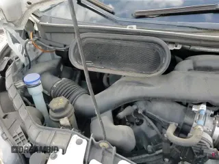 2017 Ford Transit z VIN 1FTYR2CM9HKA09797, wystawiony jako Copart lot #54629885 z przebiegiem 70 427 mil mil oraz Szkoda całkowita • Salvage title. Historia ofert i sprzedaży dostępna na DreamBid. Obrazek 14.