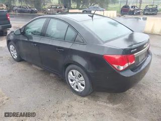 2014 Chevrolet Cruze LS with VIN 1G1PA5SG5E7187746, listed as a IAAI auction lot 41928039 with 98,633 mi miles. Bid and sale history available at carsss.com. Image 3.