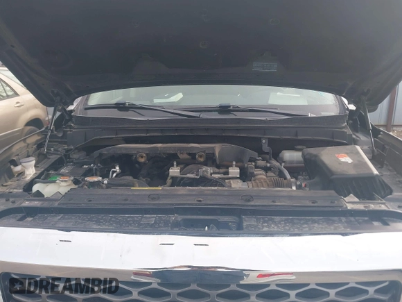 2017 Nissan Titan SV z VIN 1N6AA1EJ3HN536266, wystawiony jako IAAI lot #41915308 z przebiegiem 111 472 mil mil oraz . Historia ofert i sprzedaży dostępna na DreamBid. Obrazek 10.