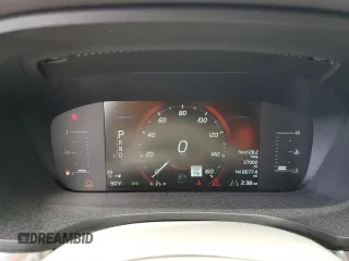 2019 Volvo S60 Momentum with VIN 7JR102FK6KG009242, listed as a Copart auction lot 48970384 with 37,002 mi miles. Bid and sale history available at carsss.com. Image 9.