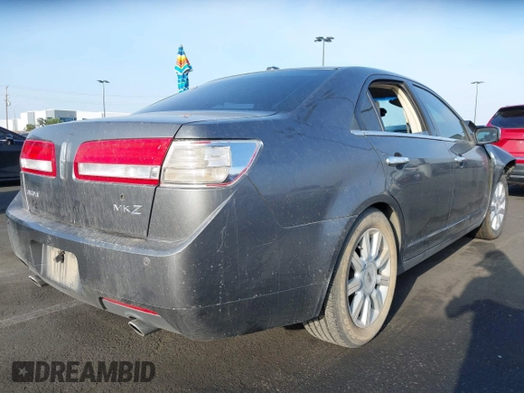 2010 Lincoln MKZ with VIN 3LNHL2GC7AR656795, listed as a IAAI auction lot 42465915 with 116,700 mi miles and . Bid and sale history available at DreamBid. Image 4.