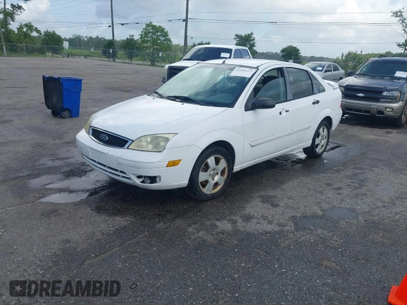 2007 Ford Focus S with VIN 1FAHP34N97W205190, listed as a IAAI auction lot 42489527 with 257,586 mi miles and . Bid and sale history available at DreamBid. Image 2.