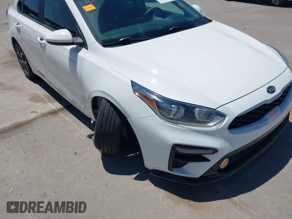 2020 Kia Forte LXS z VIN 3KPF24AD4LE248213, wystawiony jako IAAI lot #42290261 z przebiegiem 21 722 mil mil oraz . Historia ofert i sprzedaży dostępna na DreamBid. Obrazek 6.