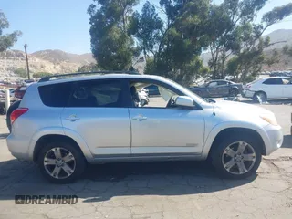 2008 Toyota RAV4 Sport with VIN JTMZK32V086013805, listed as a IAAI auction lot 42530294 with 246,999 mi miles and . Bid and sale history available at DreamBid. Image 12.