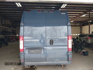 2018 Ram ProMaster Cargo z VIN 3C6TRVDG2JE160937, wystawiony jako IAAI lot #41654742 z przebiegiem 206 731 mil mil oraz . Historia ofert i sprzedaży dostępna na DreamBid. Obrazek 16.