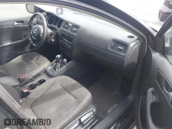 2015 Volkswagen Jetta S with VIN 3VW2K7AJ4FM354917, listed as a IAAI auction lot 42299798 with 186,048 mi miles and . Bid and sale history available at DreamBid. Image 5.