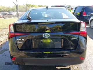 2022 Toyota Prius L Eco with VIN JTDKAMFU0N3176835, listed as a IAAI auction lot 41995548 with 47,945 mi miles and . Bid and sale history available at DreamBid. Image 16.