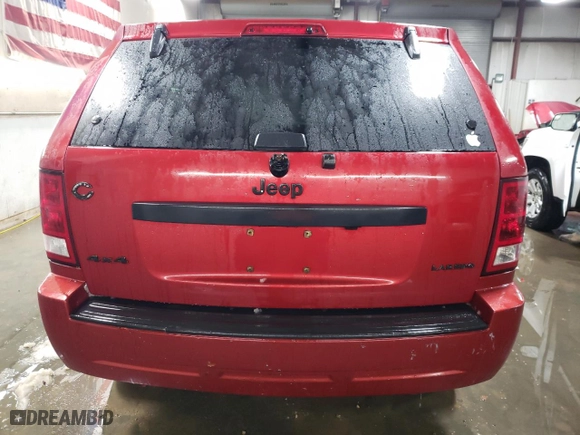 2005 Jeep Grand Cherokee Laredo with VIN 1J8GR48KX5C539564, listed as a Copart auction lot 80575804 with 215,901 mi miles and Salvage Title. Bid and sale history available at carsss.com. Image 6.