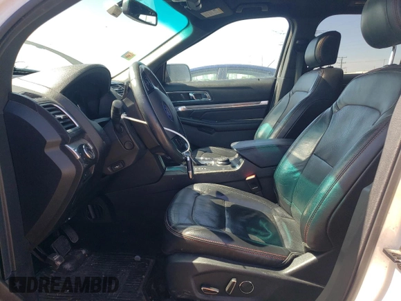 2016 Ford Explorer Sport z VIN 1FM5K8GT3GGA81426, wystawiony jako Copart lot #58426145 z przebiegiem 121 721 mil mil oraz Czysty tytuł • Clean title. Historia ofert i sprzedaży dostępna na DreamBid. Obrazek 7.