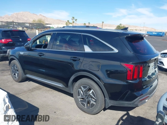 2021 Kia Sorento S with VIN KNDRG4LG5M5049710, listed as a IAAI auction lot 41894767 with 67,556 mi miles and . Bid and sale history available at DreamBid. Image 3.