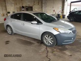 2016 Kia Forte LX z VIN KNAFX4A65G5503470, wystawiony jako IAAI lot #42066422 z przebiegiem 134 657 mil mil oraz . Historia ofert i sprzedaży dostępna na DreamBid. Obrazek 1.
