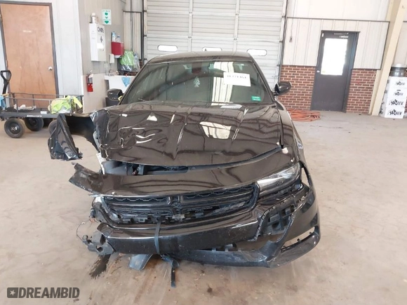 2016 Dodge Charger SXT with VIN 2C3CDXHGXGH166774, listed as a IAAI auction lot 41771461 with 187,660 mi miles. Bid and sale history available at carsss.com. Image 12.