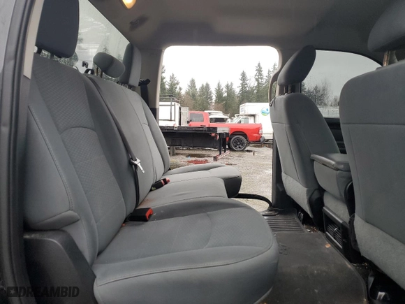 2015 Ram 3500 Tradesman with VIN 3C63RRGLXFG617036, listed as a Copart auction lot 47020305 with 175,288 mi miles and Salvage Title. Bid and sale history available at carsss.com. Image 10.