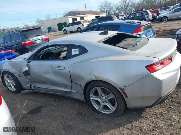 2018 Chevrolet Camaro 1LT with VIN 1G1FB1RX0J0138075, listed as a IAAI auction lot 41621514 with NaN miles. Bid and sale history available at carsss.com. Image 13.
