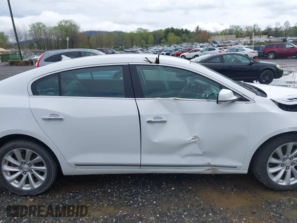 2014 Buick LaCrosse Leather with VIN 1G4GB5G37EF206535, listed as a IAAI auction lot 41968522 with 134,267 mi miles. Bid and sale history available at carsss.com. Image 13.