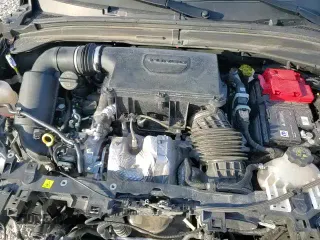 2024 Dodge Hornet GT z VIN ZACNDFAN3R3A14111, wystawiony jako Copart lot #43467475 z przebiegiem 11 408 mil mil oraz Szkoda całkowita • Salvage title. Historia ofert i sprzedaży dostępna na DreamBid. Obrazek 18.