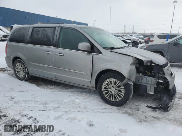 2016 Chrysler Town & Country Touring z VIN 2C4RC1CG6GR263834, wystawiony jako Copart lot #46109155 z przebiegiem 168 732 mil mil oraz Tytuł czysty. Historia ofert i sprzedaży dostępna na DreamBid. Obrazek 4.