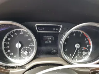 2015 Mercedes-Benz M 350 with VIN 4JGDA5HB2FA482504, listed as a Copart auction lot 62188575 with 233,700 mi miles and Salvage title. Bid and sale history available at DreamBid. Image 9.
