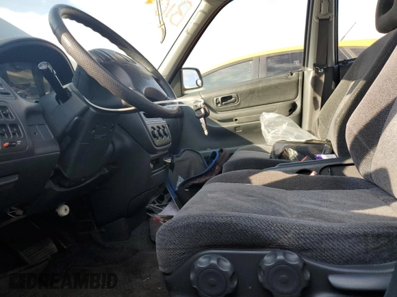 1999 Honda CR-V LX with VIN JHLRD2844XC010900, listed as a Copart auction lot 44024355 with 114,011 mi miles and Salvage Title. Bid and sale history available at carsss.com. Image 7.