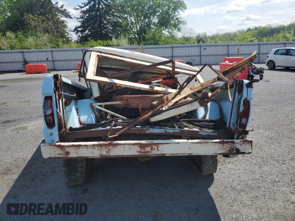 1974 Ford Bronco z VIN U15GLT83198, wystawiony jako Copart lot #55514705 z przebiegiem 61 975 mil mil oraz Czysty tytuł • Clean title. Historia ofert i sprzedaży dostępna na DreamBid. Obrazek 6.