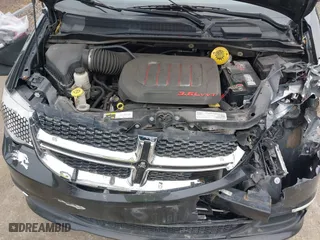 2016 Dodge Grand Caravan SXT with VIN 2C4RDGCG6GR204301, listed as a IAAI auction lot 41605016 with 93,400 mi miles. Bid and sale history available at carsss.com. Image 10.