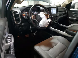 2019 Ram 1500 Big Horn z VIN 1C6SRFFT1KN803206, wystawiony jako Copart lot #57839865 z przebiegiem 58 349 mil mil oraz Szkoda całkowita • Salvage title. Historia ofert i sprzedaży dostępna na DreamBid. Obrazek 8.