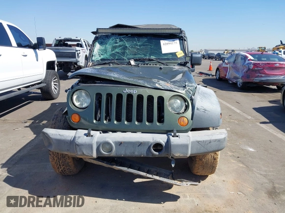 2007 Jeep Wrangler Unlimited X with VIN 1J4GA39107L186926, listed as a IAAI auction lot 42094175 with 191,810 mi miles and . Bid and sale history available at DreamBid. Image 6.