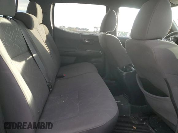 2017 Toyota Tacoma SR5 with VIN 3TMCZ5AN2HM063152, listed as a Copart auction lot 43630775 with 77,103 mi miles and Salvage Title. Bid and sale history available at DreamBid. Image 10.