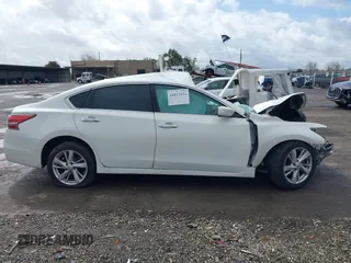 2015 Nissan Altima SV z VIN 1N4AL3AP6FC496976, wystawiony jako IAAI lot #41817032 z przebiegiem Nie podano mil oraz . Historia ofert i sprzedaży dostępna na DreamBid. Obrazek 12.