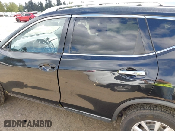 2018 Nissan Rogue SV with VIN KNMAT2MV5JP593778, listed as a IAAI auction lot 42086275 with 133,175 mi miles. Bid and sale history available at carsss.com. Image 15.