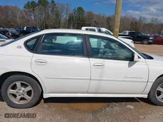 2004 Chevrolet Impala LS with VIN 2G1WH52K449358012, listed as a IAAI auction lot 41801526 with 1 mi miles. Bid and sale history available at carsss.com. Image 13.
