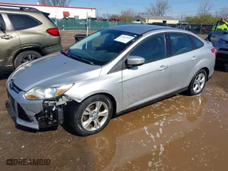 2012 Ford Focus SE with VIN 1FAHP3F2XCL152921, listed as a IAAI auction lot 41962319 with 149,910 mi miles. Bid and sale history available at carsss.com. Image 17.